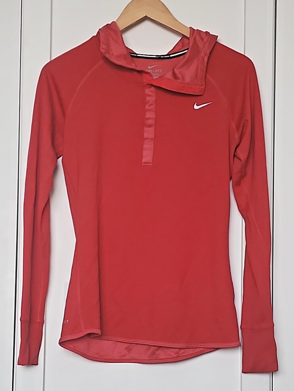 Nike Shirt Womens Med Crimson Running Dri-Fit Long Sleeve 1/4 Snap Button Up Gym